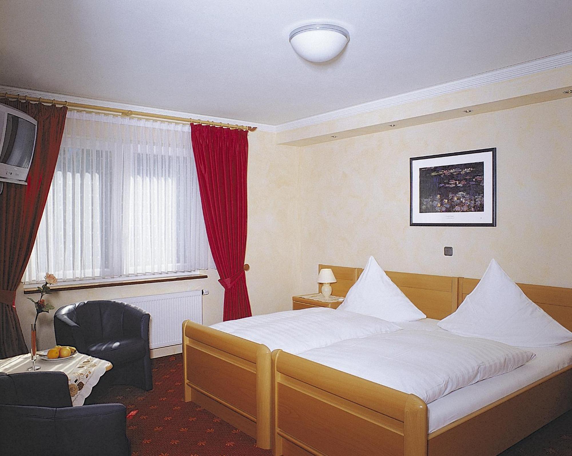 Hotel Seemoewe Simmerath Room photo